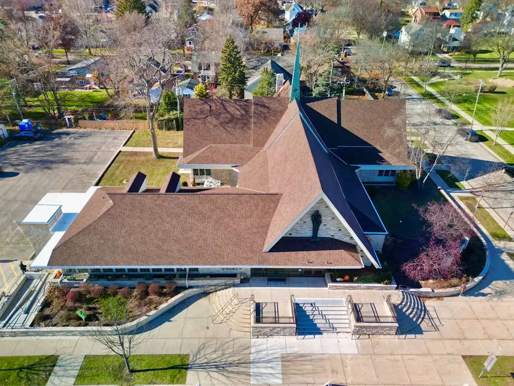 AK Roofing & Gutters